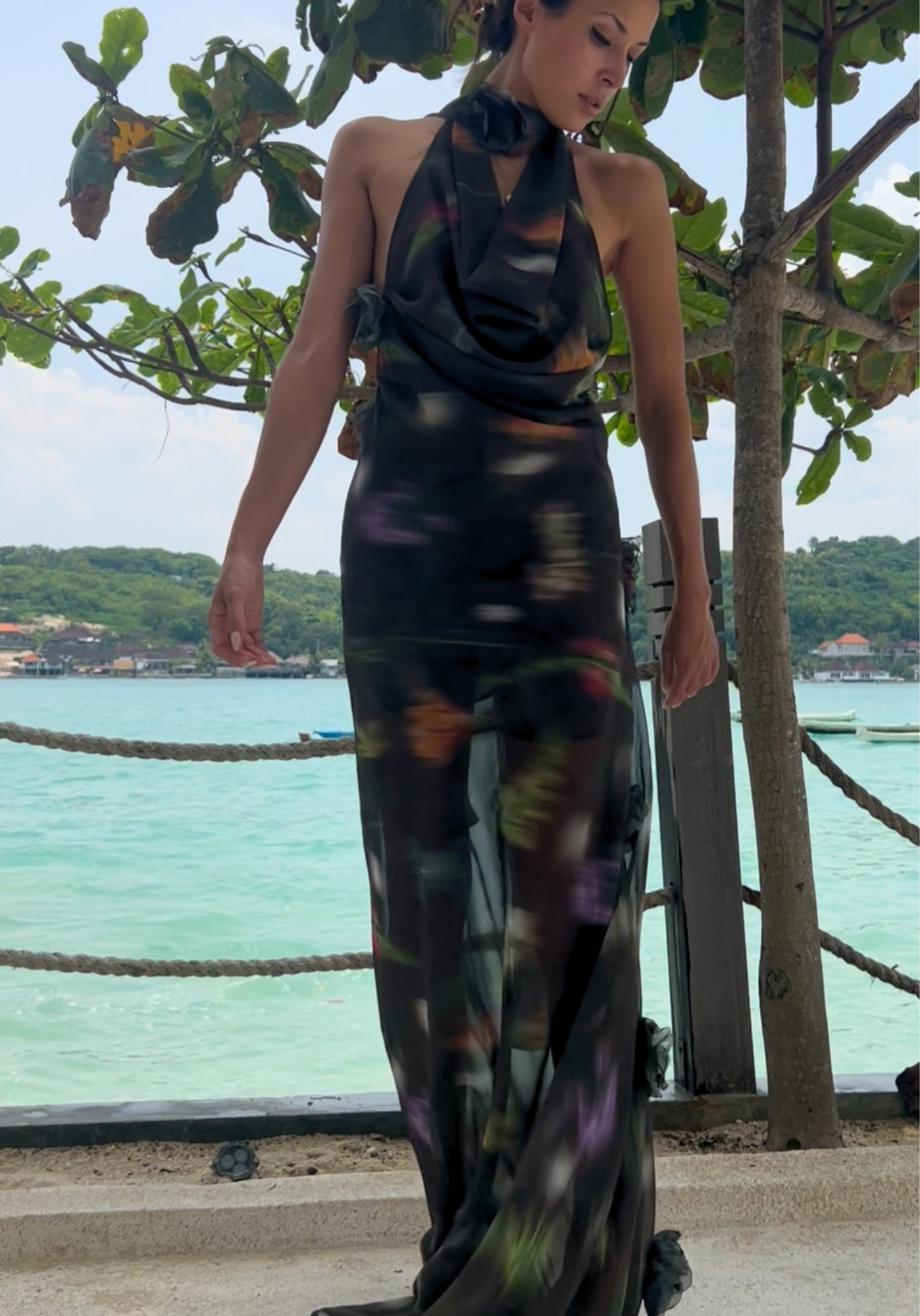 PIA GOWN MIDNIGHT BOTANICALS