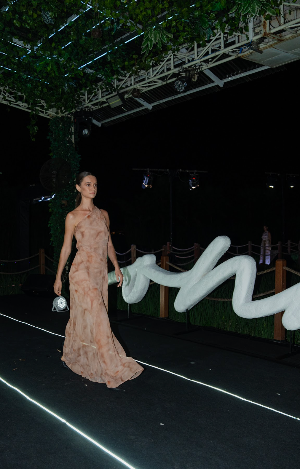 ANDERSON GOWN NUDE CANVA