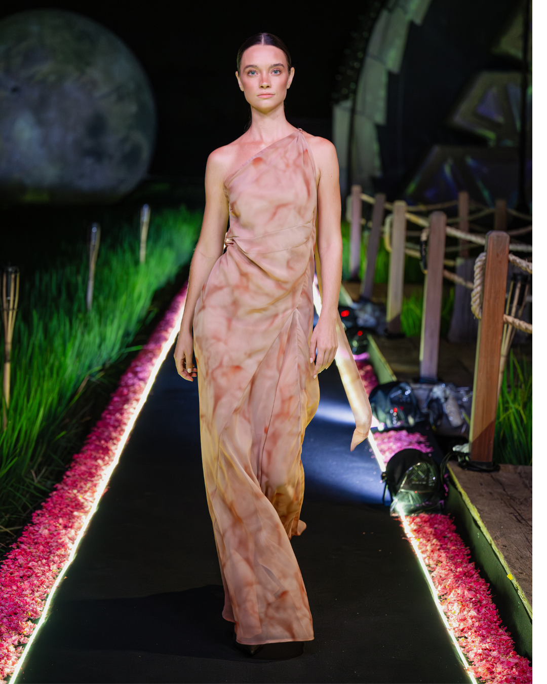 ANDERSON GOWN NUDE CANVA